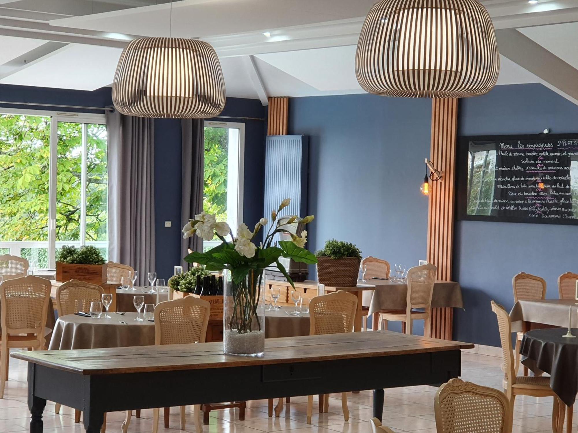 Hotel Restaurant Les Voyageurs Montaigu-Vendee Luaran gambar