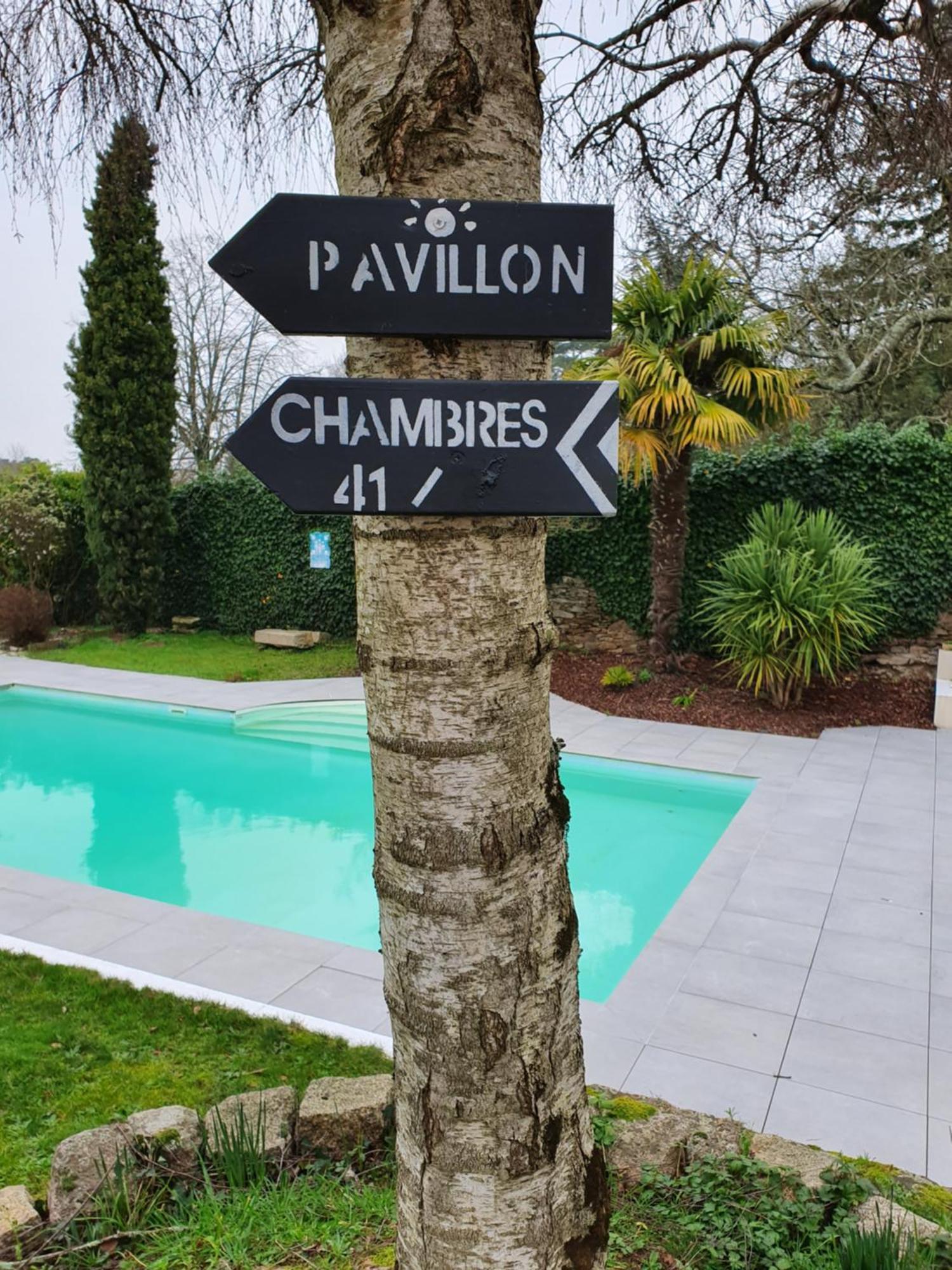 Hotel Restaurant Les Voyageurs Montaigu-Vendee Luaran gambar